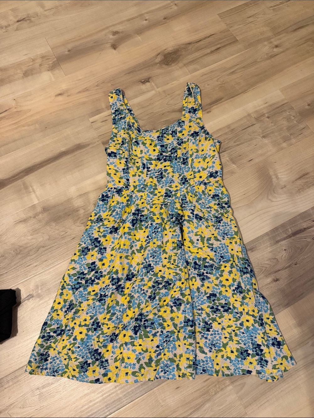 Size medium sincerely jules multicolor floral mini dress